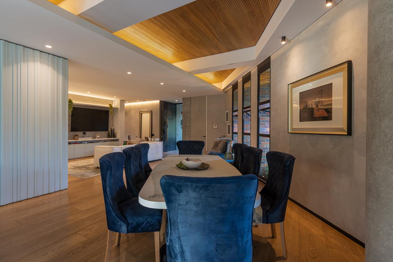 PHOTO-2025-08-01-12- 4